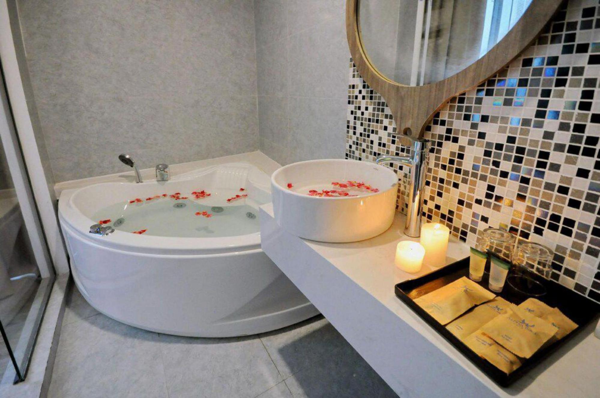 Ngoc Bich Hotel Дананг Екстер'єр фото